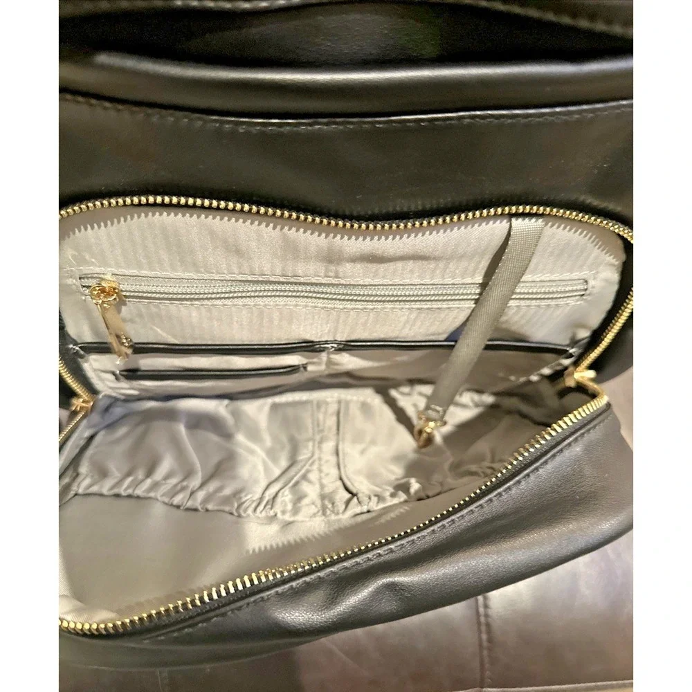 Jujube Million Pockets Deluxe Mommy Travel Backpack Lux Vegan Leather Black READ